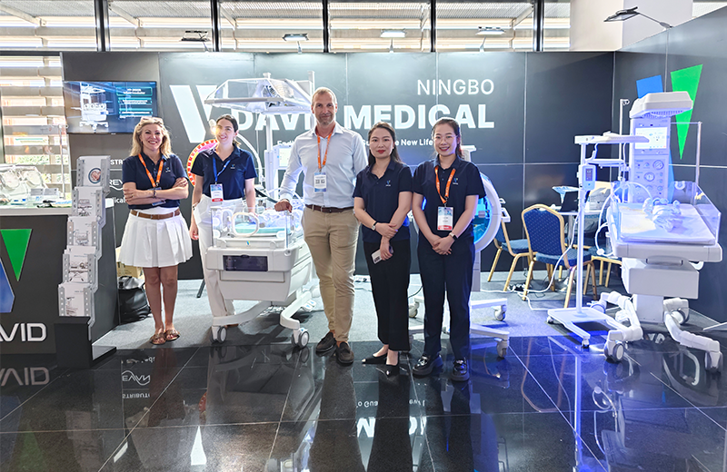 戴維醫(yī)療_戴維醫(yī)療亮相ESPNIC 2025：以創(chuàng)新科技賦能全球兒科重癥監(jiān)護(hù)