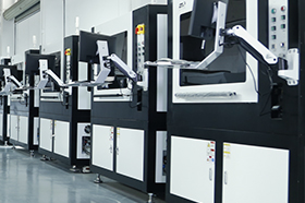 自動(dòng)焊接機(jī)器人廠家青島賽邦擁有上百名焊接技術(shù)人員