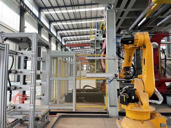 青島賽邦生產(chǎn)的自動搬運生產(chǎn)線