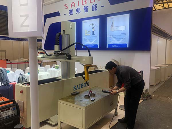 直角坐標型焊接機器人 直角坐標型焊接機器人