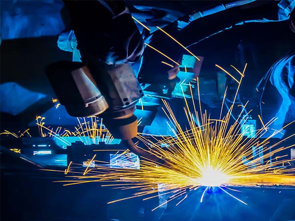 國產焊接機器人價格具備優勢 國產焊接機器人價格具備優勢