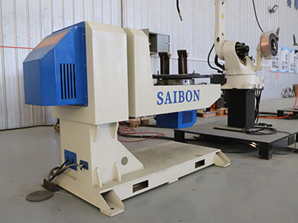 使用焊接變位機穩(wěn)定焊接質量