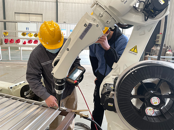 焊接機(jī)器人的焊接效果好 焊接機(jī)器人的焊接效果好