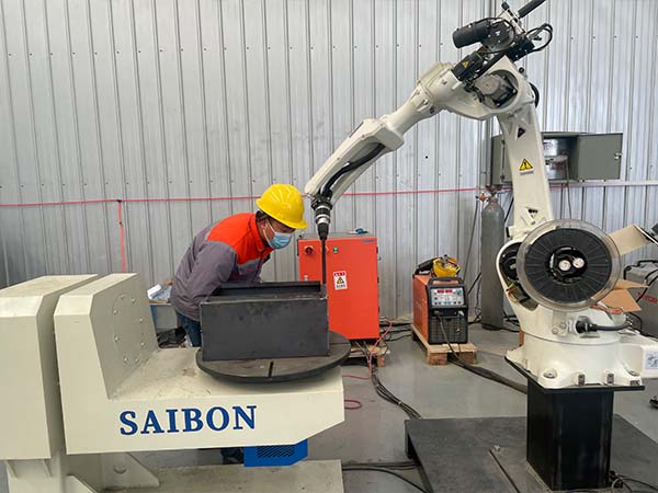 焊接機(jī)器人給焊接行業(yè)帶來(lái)了什么? 焊接機(jī)器人給焊接行業(yè)帶來(lái)了什么?