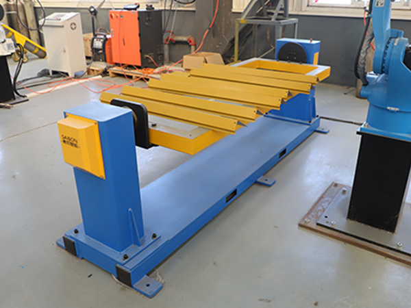 選擇合適的焊接變位機廠家